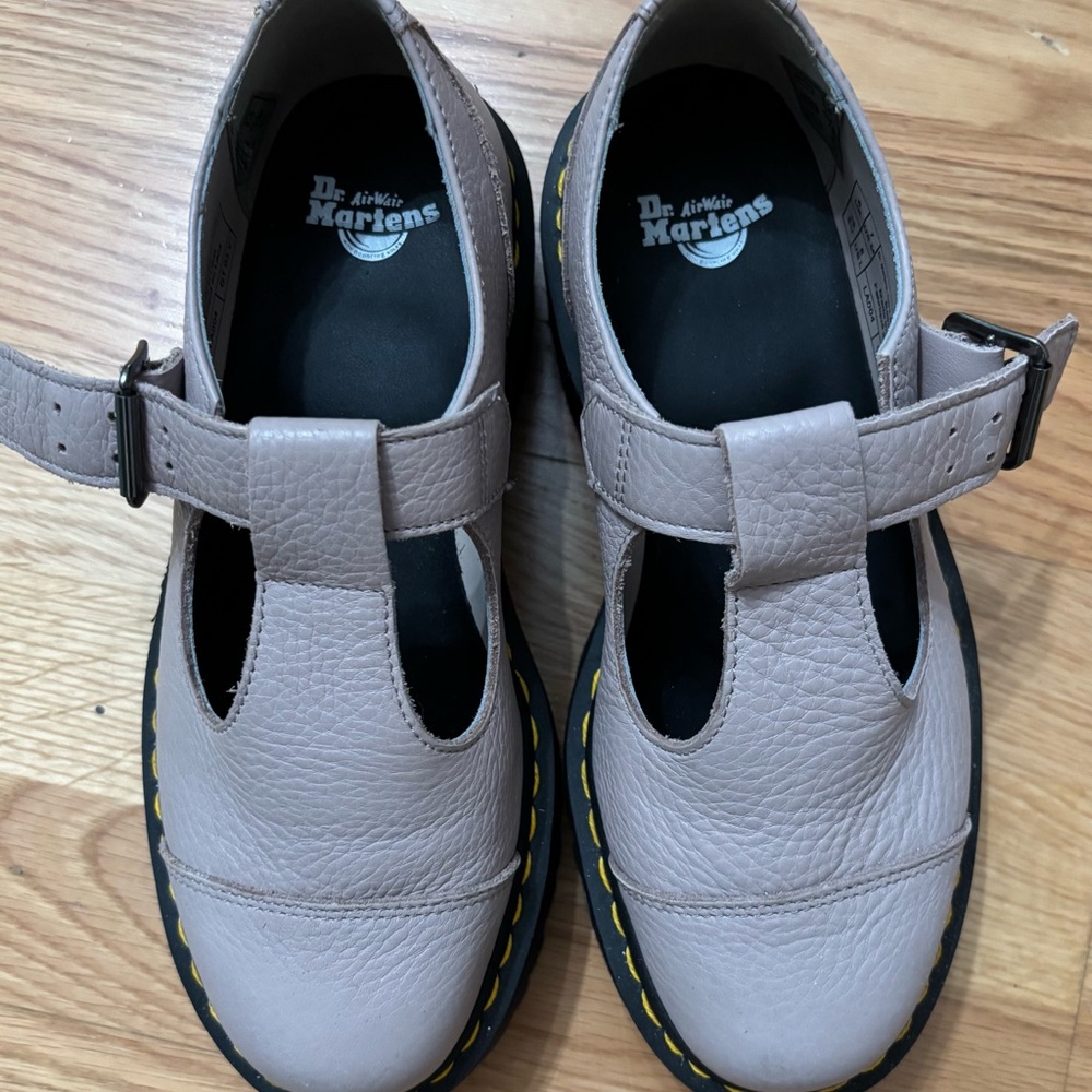 Dr. Martens Bethan T-Bar Platform Mary Jane Shoes - Picture 4 of 7